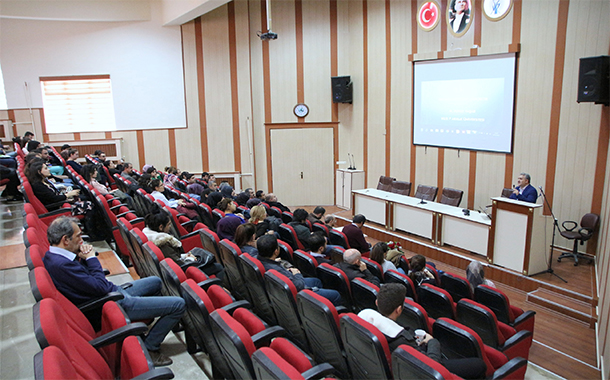 ANILARLA SURİYELİ GÖÇÜ”KONULU KONFERANS DÜZENLENDİ.