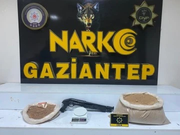 22 kilo eroin ele geçirildi: 3 şahıs tutuklandı