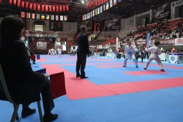 57. Avrupa Büyükler Karate Şampiyonası Gaziantep'te başladı