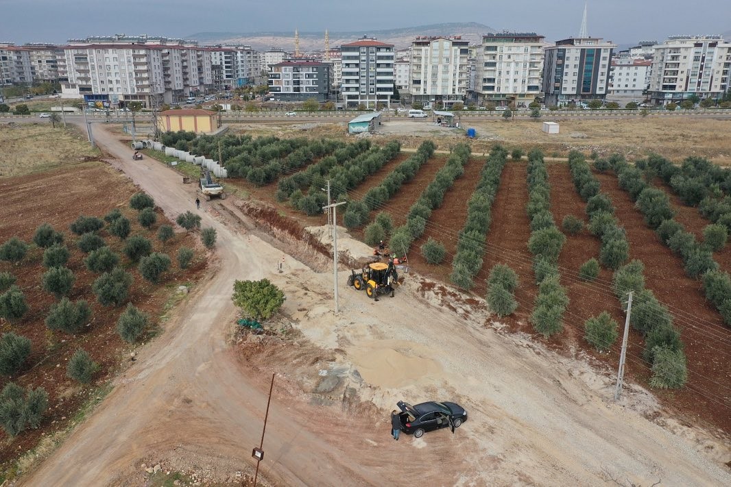 TAŞKINLARA KARŞI YAĞMURLAMA HATLARI DÖŞENİYOR