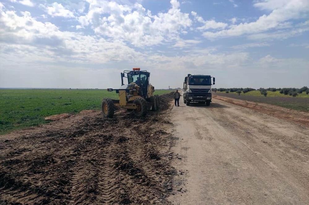 KÖYLERDE YOL YAPIM ÇALIŞMALARI DEVAM EDİYOR