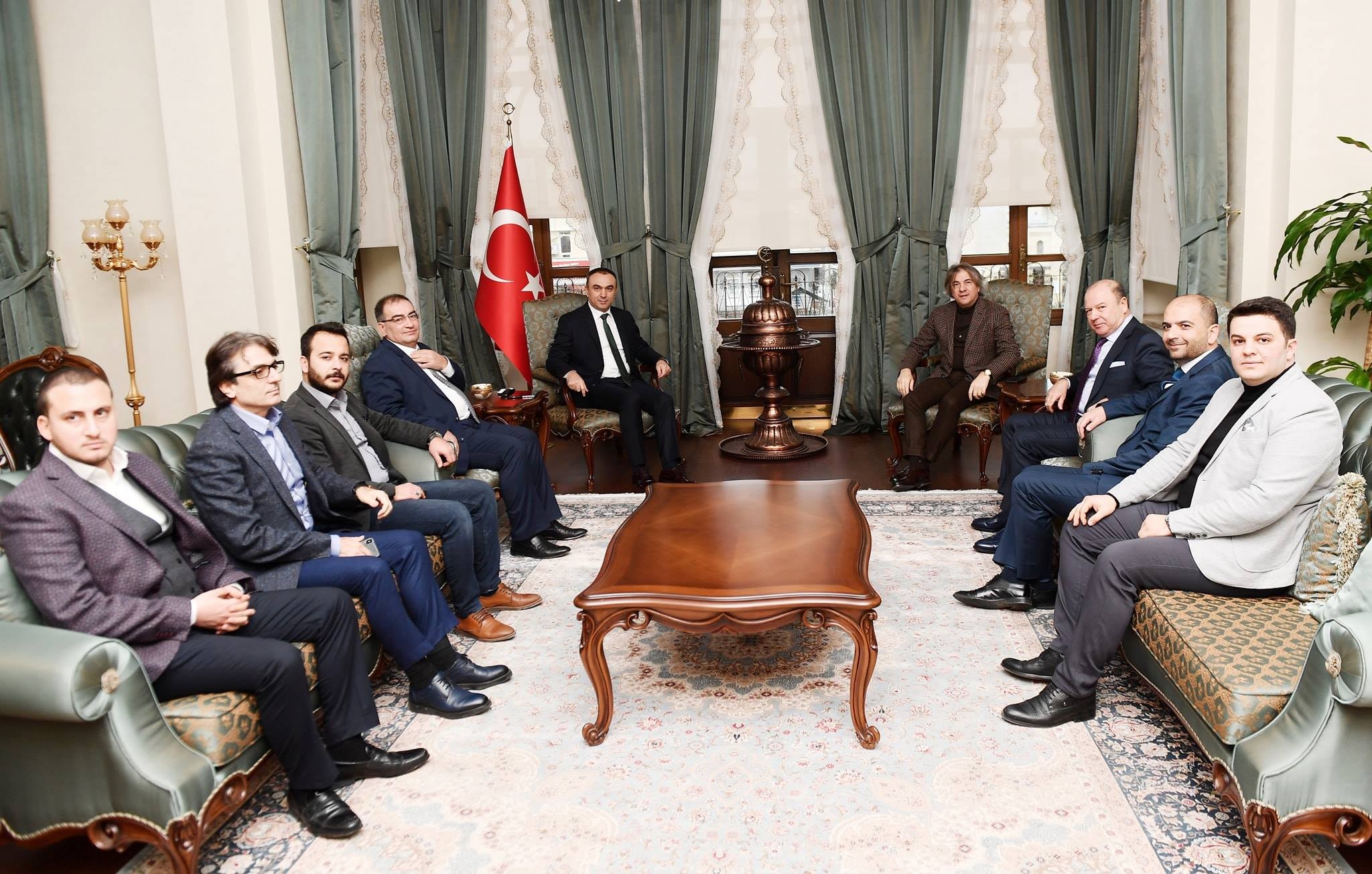 BEYOĞLU BELEDİYE BAŞKANI AHMET MİSBAH DEMİRCAN VALİ SOYTÜRK İLE GÖRÜŞTÜ