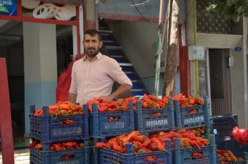 Acıya bulaşmadan kışlık biber salçanız Akdemir Salçacılık’tan