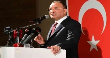 Adalet Bakanı Bekir Bozdağ: “Kılıçdaroğlu köstebek bürokratlarıyla kapkaç siyaseti yapıyor”