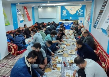 AGD'den geleneksel iftar yemeği