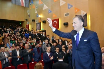 AK Parti'de aday tanıtım toplantısı izdihama dönüştü!