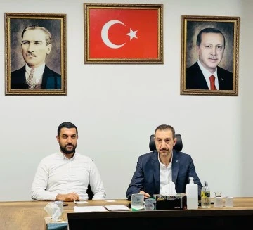 AK Parti Kilis İl Başkanı Serhan Diyarbakırlı Musa Kara’ya teşekkür etti