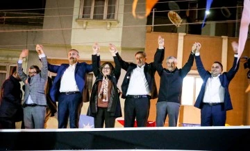 AK Parti Seçim İrtibat Ofisi Açılışları Miting Havasında Geçiyor