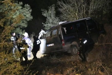 Akraba ziyaretine giden anne ve oğlunu taşıyan araç uçuruma yuvarlandı: 1 ölü, 1 yaralı