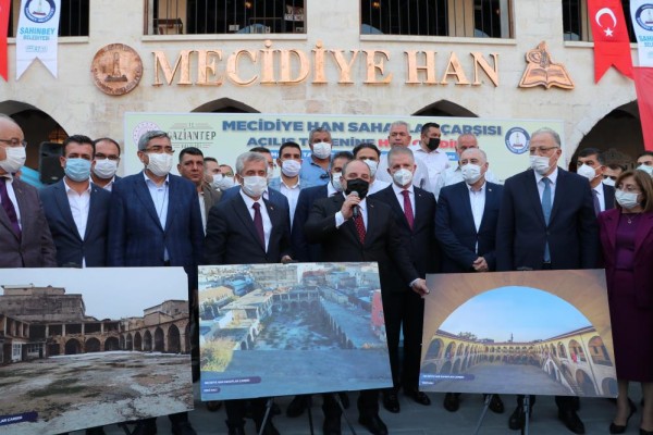 BAKAN MUSTAFA VARANK TARİHİ MECİDİYE HAN'IN AÇILIŞINI YAPTI