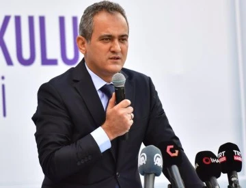 BAKAN ÖZER: &quot;SON 20 YILDA EĞİTİMDE ÇOK ÖNEMLİ ADIMLAR ATILDI&quot;