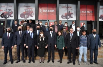 BAŞAK TRAKTÖR GAPTARIM FUARI'NDA - RED POWER 5120 GAPTARIM FUARI’NIN GÖZDESİ OLDU