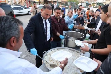 Başkan Bilecen Karataş’ta iftar programı düzenledi