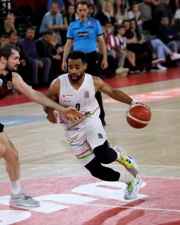 Basketbol Süper Ligi: Aliağa Petkimspor: 80 - Gaziantep Basketbol: 79