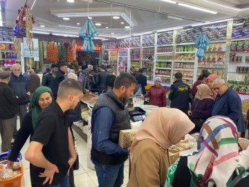 Bayram alış verişi için tercih doğru! Şekeroğlu fabrika satış mağazası