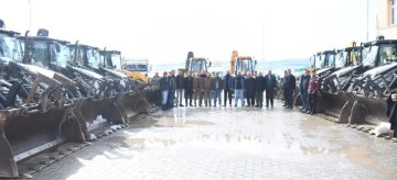 BELEDİYE BAŞKANI DOĞRU'DAN İŞ MAKİNESİ DESTEĞİNE TEŞEKKÜR