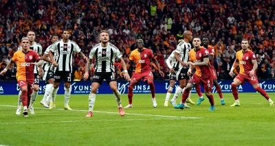 Beşiktaş - Galatasaray derbisinin tarihi belli oldu!