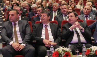 Bilecen, CHP'li Belediye Başkanları Toplantısı’na Katıldı