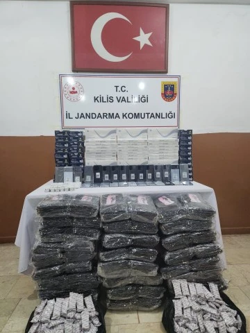 Bir araç içerisinde gümrük kaçağı malzeme ele geçirildi