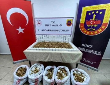 Bir araçta 15 bin mermi ele geçirildi: 5 tutuklama