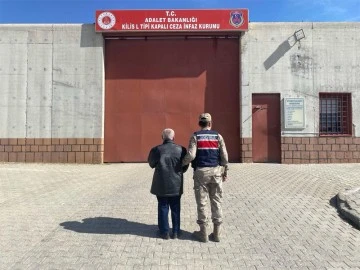 Bir Yabancıyı Ülkeye Sokma suçundan aranan şahıs tutuklandı