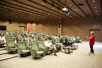 Büyükşehirden veteriner hekimlere eğitim