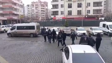 Canan Karatay'ı dolandıran şüphelinin de aralarında bulunduğu 47 zanlı yakalandı