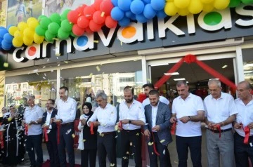 Carnavalkids açılışını gerçekleştirdi