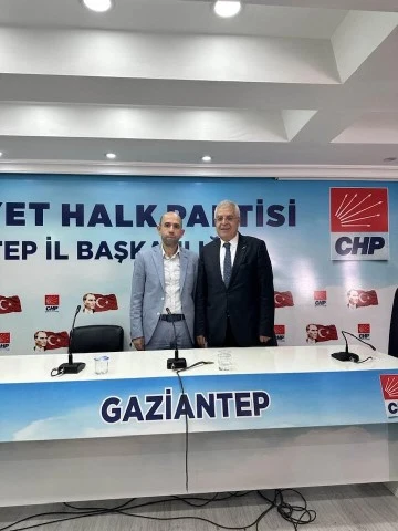 CHP’nin Genç Adayı dikkat çekiyor! Bozgeyik, Gaziantep'i CHP afişleriyle donattı