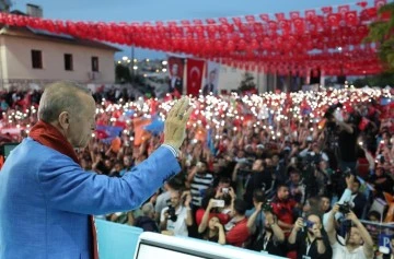 Cumhurbaşkanı Erdoğan: &quot;Sırf aç gözlülükle fahiş fiyat artışı yapanların ümüğünü sıkacağız&quot;