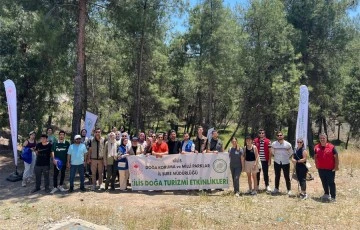 Doğa severler doğa yürüyüşü ve çevre temizliği etkinliğinde buluştu