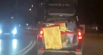 Duyarsız sürücü trafiği tehlikeye attı