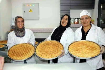 Ev baklavalarına yoğun talep