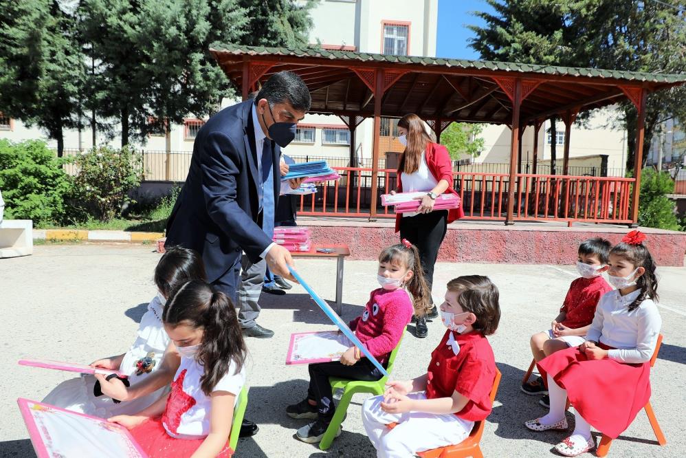 FADILOĞLU ÇOCUKLARIN BAYRAM SEVİNCİNE ORTAK OLDU