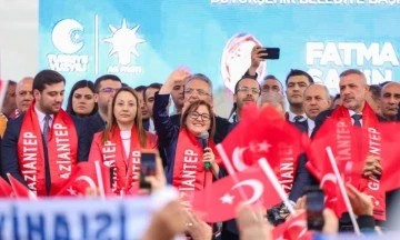 Fatma Şahin’e coşkulu karşılama