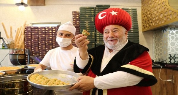 FENOMENİN BAKLAVA İDDİASI MÜDAHALE İLE BİTTİ