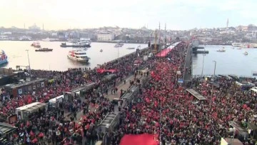 Filistin’e destek yürüyüşüne binlerce vatandaş akın etti