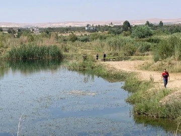 Fırat Nehri'nde 2 genç kayboldu