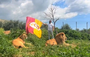 Galatasaray’ın 24. şampiyonluğunu aslanlarıyla kutladı