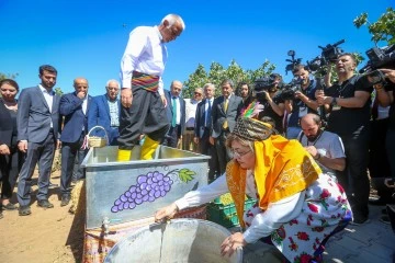 GASTROANTEP FESTİVALİ, ANTEPFISTIĞI HASADI VE ŞİRE YAPIMIYLA BAŞLADI!