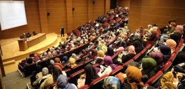 GAÜN İLAHİYAT FAKÜLTESİNDE 20. YÜZYILDA ETKİLİ İKİ ŞAHSİYET KONFERANSI