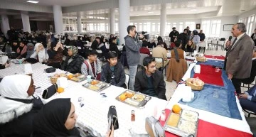 Gaün Uluslararası Liseli Öğrencileri Ağırladı