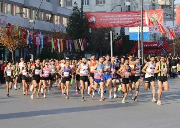 GAZİ ŞEHİR,GAZİ YARI MARATONUNA HAZIR