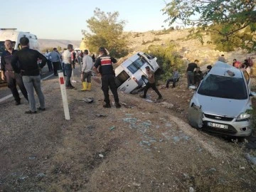 GAZİANTEP'TE CAN PAZARI!2'Sİ AĞIR 12 YARALI