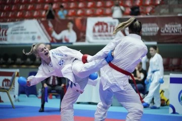 GAZİANTEP'TE DÜZENLENEN AVRUPA BÜYÜKLER KARATE ŞAMPİYONASI'NDA MİLLLİ TAKIMDAN TARİHİ REKOR!