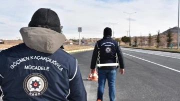 Gaziantep'te göçmen kaçakçılarına darbe!