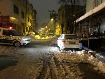 GAZİANTEP'TE SOKAK ORTASINDA SİLAHLI SALDIRI; 2 YARALI