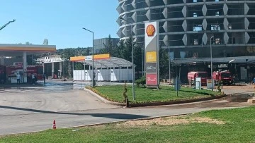 Gaziantep'teki otel yangının petrol istasyonuna sıçramaması için önlem alındı