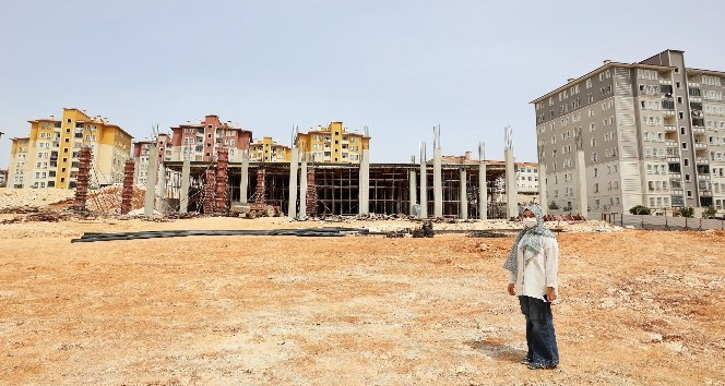 GAZİLER MAHALLESİ PAZAR YERİ VE KÜTÜPHANE İÇİN GÜN SAYIYOR