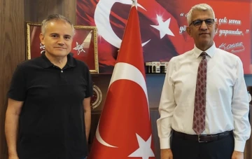 Gümrük Bölge Müdürü Bayraktar &quot;Emekli olan personellerimize sivil hayatta başarılar diliyorum&quot;